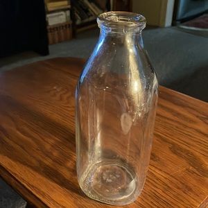 Vntg Glass Milk Bottle,clear glass. Country Kitchen-Perfect 4 flowers or milk!